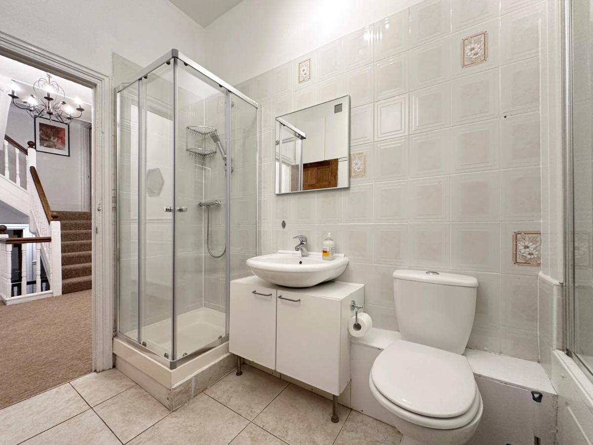 Hannah Place Near Finsbury Park - 4 Double Beds, Ideal For Families, Max 8 People London Eksteriør bilde