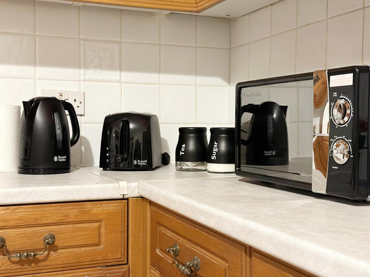 Hannah Place Near Finsbury Park - 4 Double Beds, Ideal For Families, Max 8 People London Eksteriør bilde